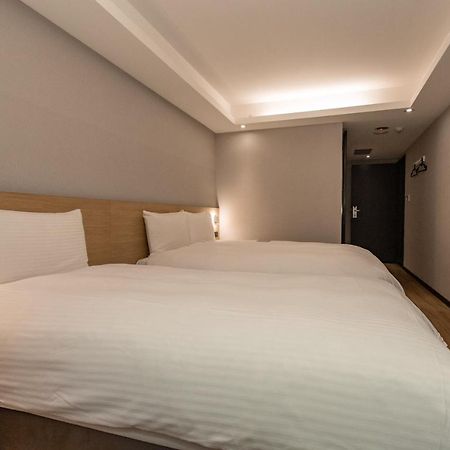 Hub Hotel Huyện Thổ Thành Ngoại thất bức ảnh
