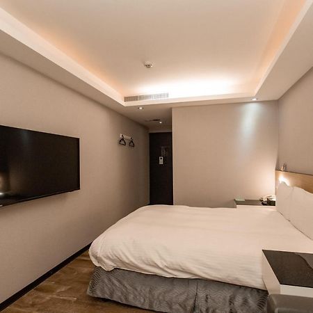 Hub Hotel Huyện Thổ Thành Ngoại thất bức ảnh