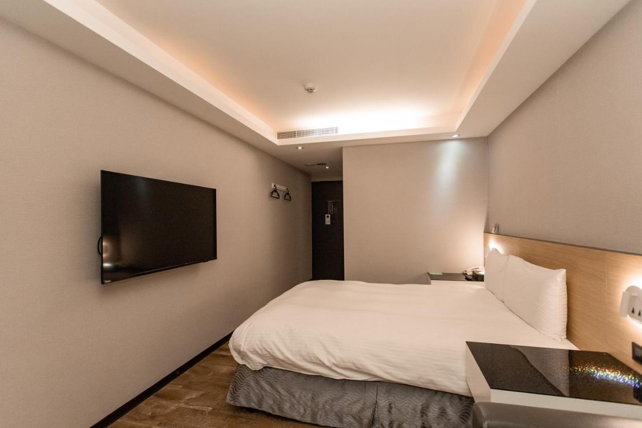 Hub Hotel Huyện Thổ Thành Ngoại thất bức ảnh