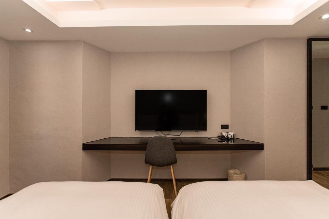 Hub Hotel Huyện Thổ Thành Ngoại thất bức ảnh