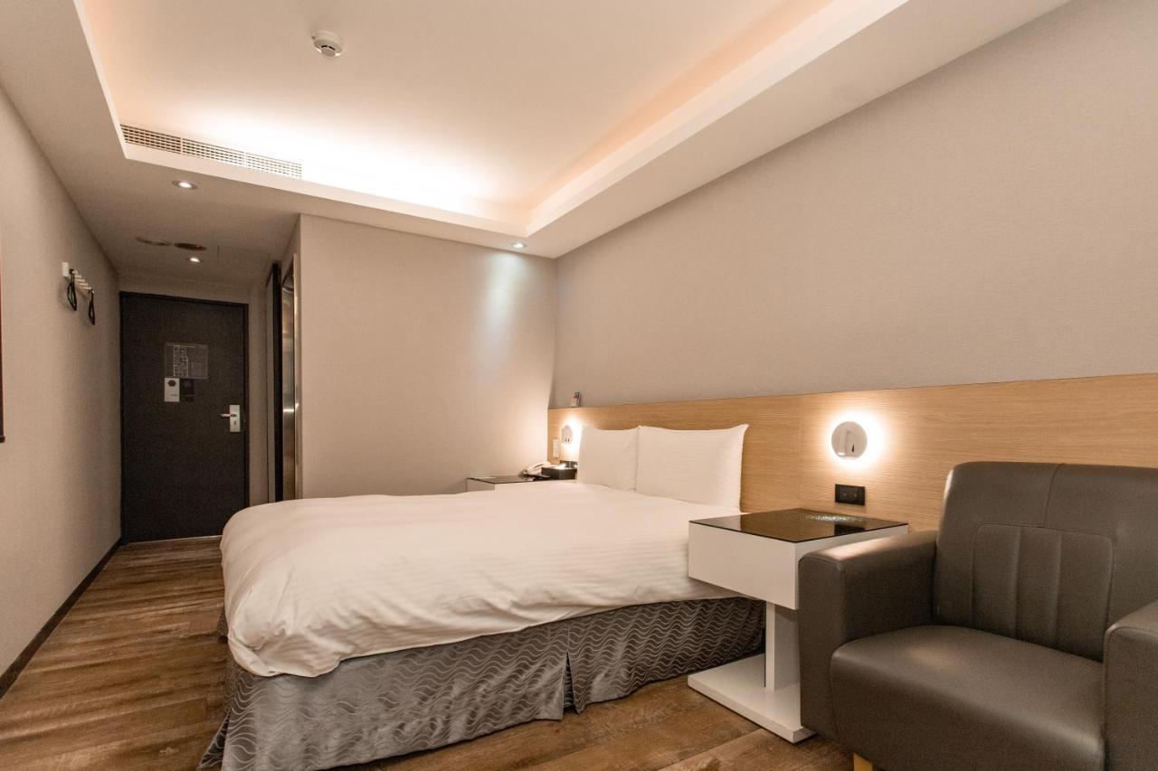 Hub Hotel Huyện Thổ Thành Ngoại thất bức ảnh