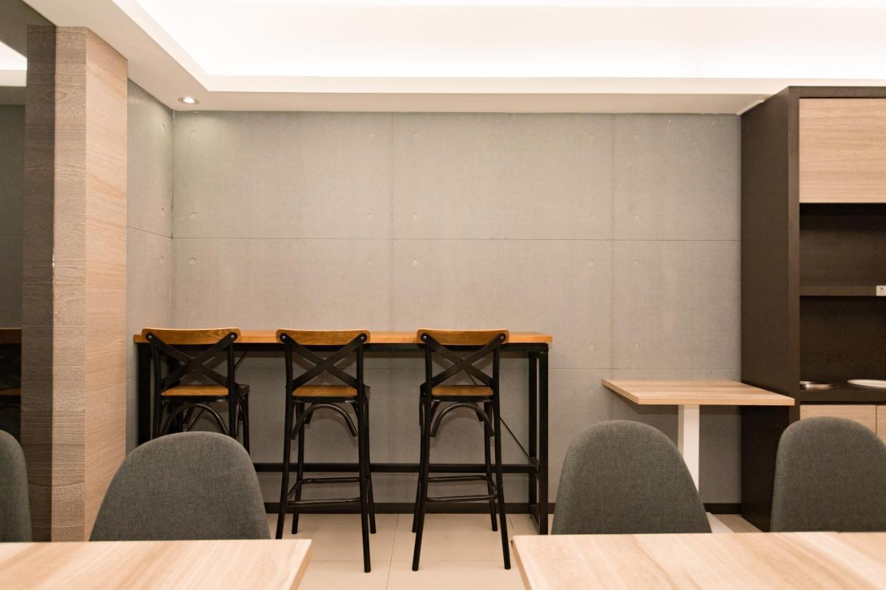 Hub Hotel Huyện Thổ Thành Ngoại thất bức ảnh