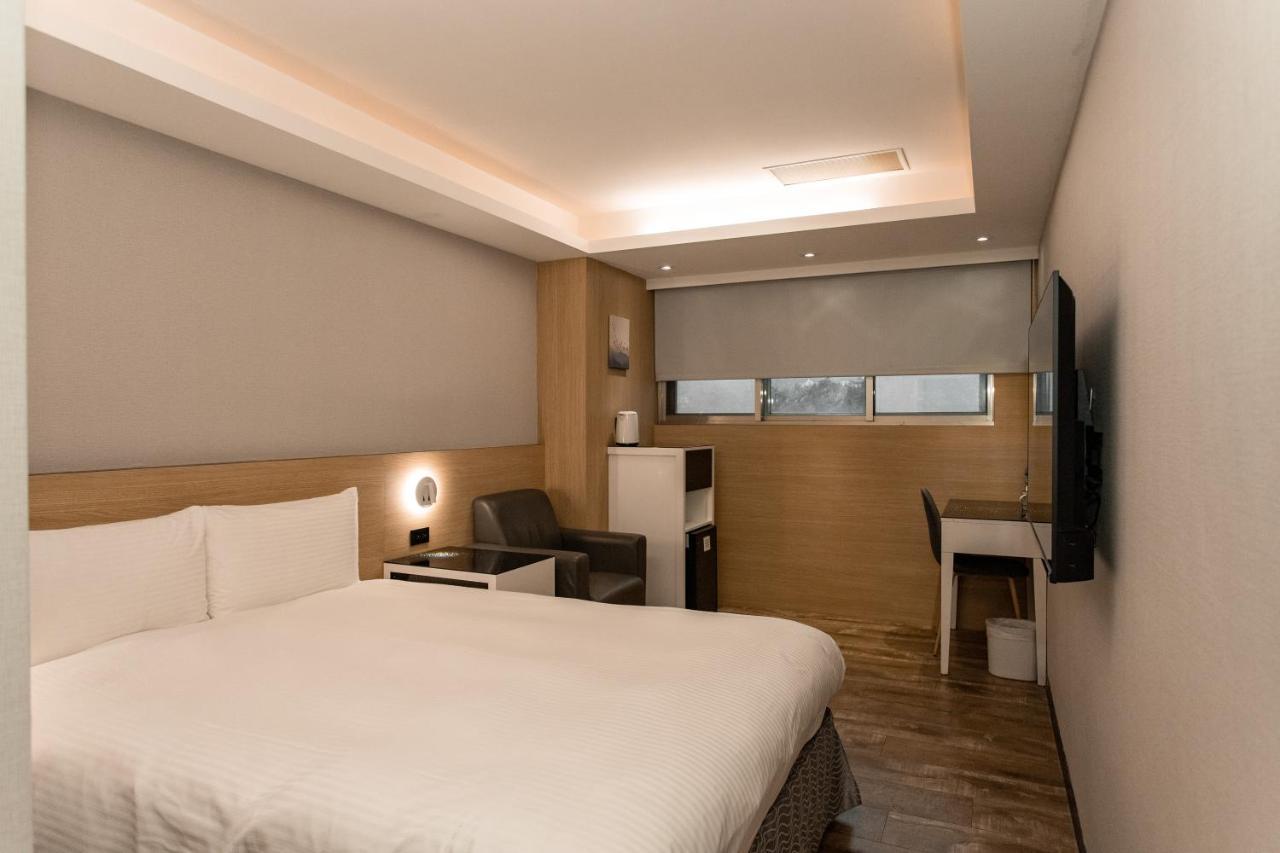 Hub Hotel Huyện Thổ Thành Ngoại thất bức ảnh