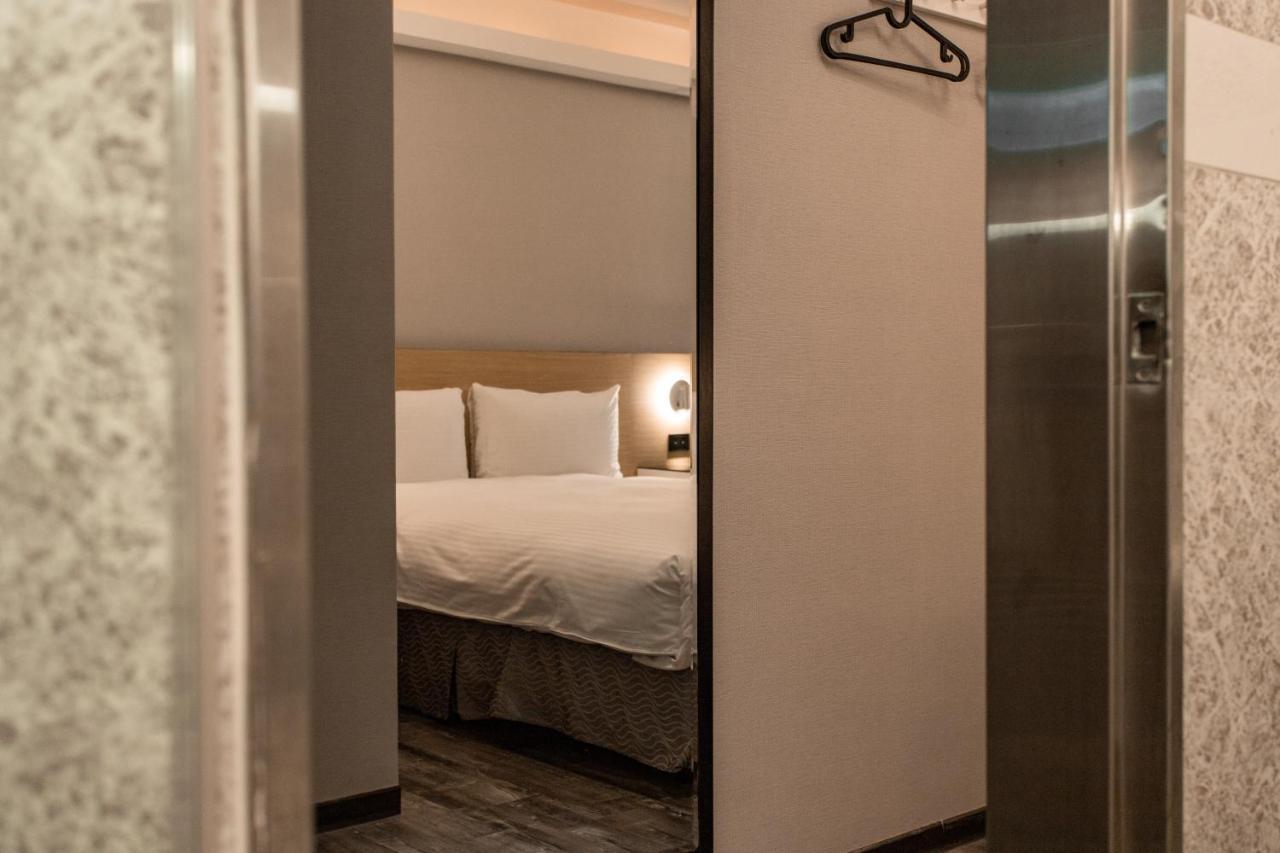 Hub Hotel Huyện Thổ Thành Ngoại thất bức ảnh