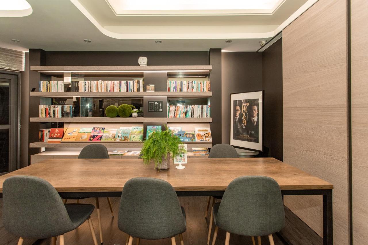 Hub Hotel Huyện Thổ Thành Ngoại thất bức ảnh